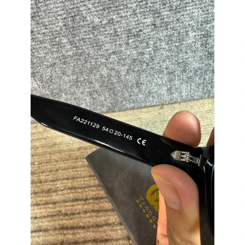 Trend-G FA221129 Black Square Sunglasses Gold Logo Designed in Italy 54-20-145